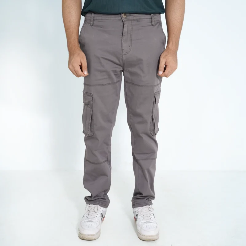 JEVISE Relaxed Cargo Pant Phantom Grey – Street Style Look.
